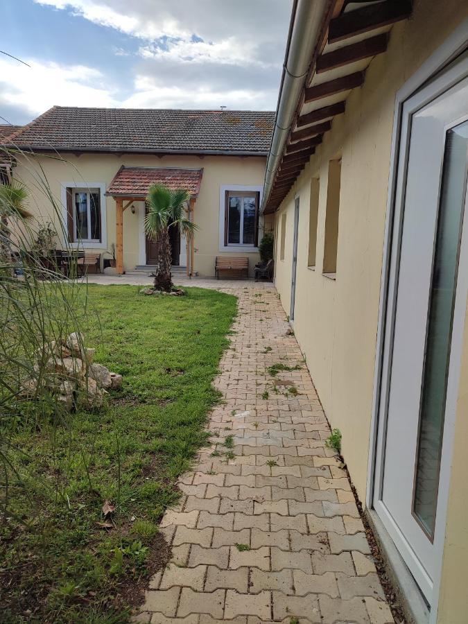 Apartmán Jardin De Coubertin Béziers Exteriér fotografie