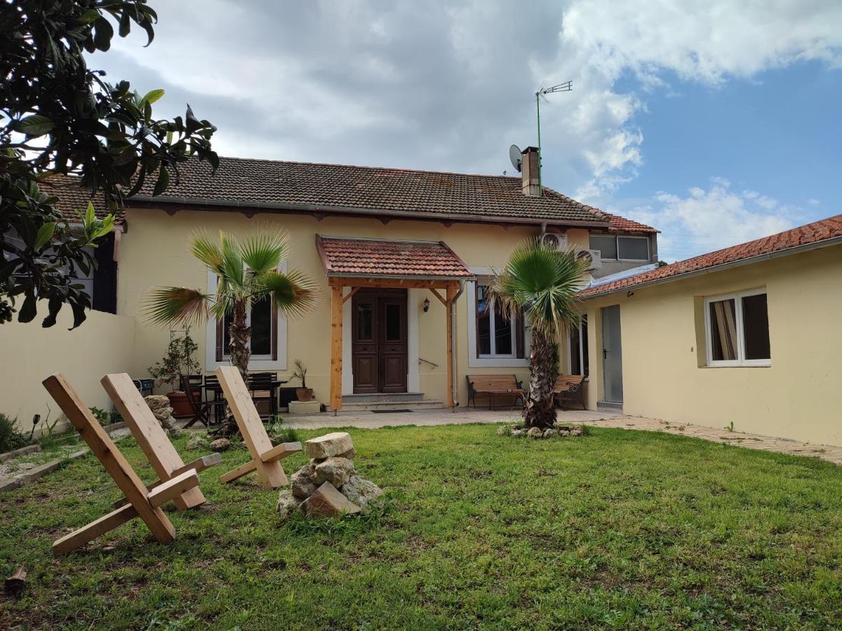 Apartmán Jardin De Coubertin Béziers Exteriér fotografie