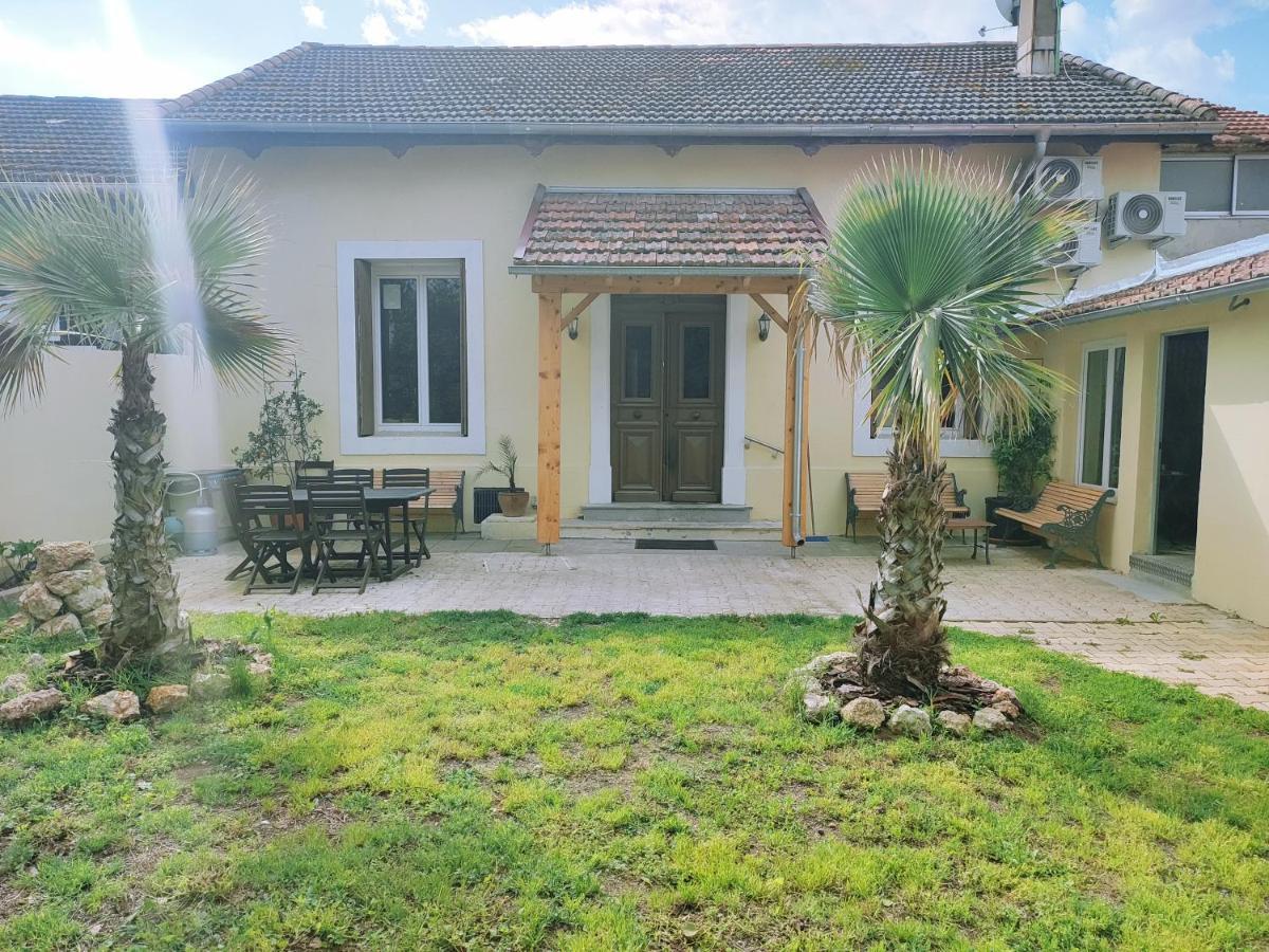 Apartmán Jardin De Coubertin Béziers Exteriér fotografie